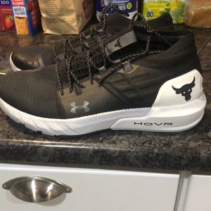 New Under Armour size 10- The Rock Hovr shoe